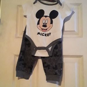 3 PC Disney baby outfit
